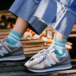 14點(diǎn)開始：New Balance 新百倫 574系列 男女中性復(fù)古運(yùn)動(dòng)跑步鞋 ML574
