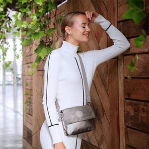 Kipling 凱浦林 OSYKA 輕便帆布單肩斜挎包 KI3290