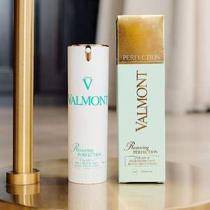 瑞士皇后级护肤品，Valmont 法尔曼 清透亮颜修护防晒霜 spf50/30ml 新低€110.3