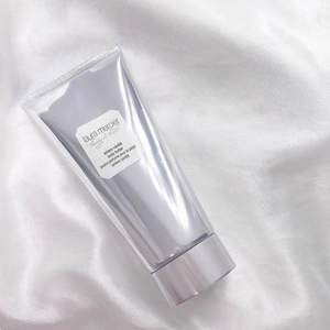 行走的奶油冰激凌，Laura Mercier 罗拉 清新琥珀香草护肤身体黄油 170ml £23.2