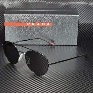 意大利產(chǎn)，Prada 普拉達(dá) Linea Rossa 51SS 男款時(shí)尚太陽鏡
