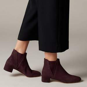 Clarks 其乐 Orabella Ruby 女士磨砂皮粗跟切尔西短靴 261378794