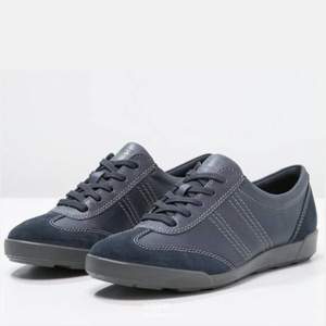 ECCO 愛步 Crisp II簡明系列 女士真皮休閑運動鞋 214603