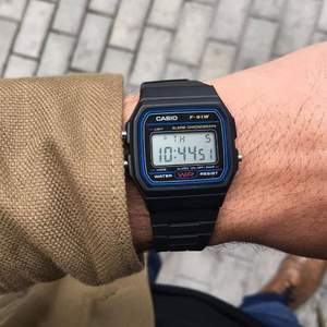 Casio 卡西欧 F-91W-1 男士复古电子手表