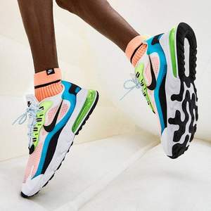 Nike 耐克 Air Max 270 React 男子运动鞋 CT1265