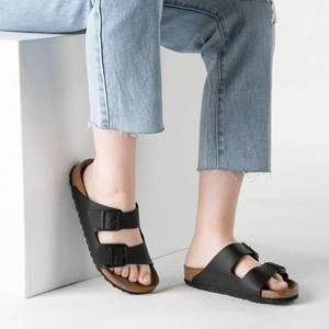 Birkenstock 勃肯 中性款凉鞋  