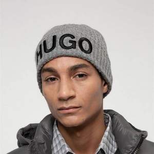 <span>反季新低！</span>HUGO Hugo Boss 雨果·博斯 100%纯初剪羊毛 中性针织帽50438407