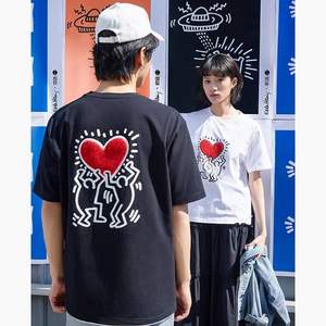 初语 x Keith Haring联名款 21年新款情侣款爱心印花纯棉短袖T恤  多色
