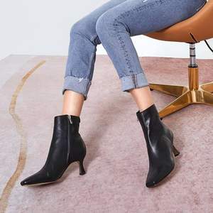 Sam Edelman Lizzo 女士羊皮方头细跟短靴