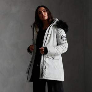 S碼，Superdry 極度干燥 Ashley Everest 女士派克大衣