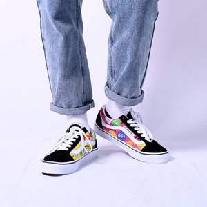 VANS 万斯 Old School 女士拼色涂鸦印花板鞋 VN0A3WKT4RR