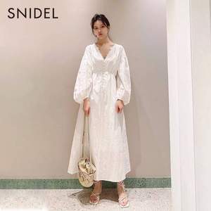 Snidel 女士泡泡袖V领连衣裙 SWFO211044