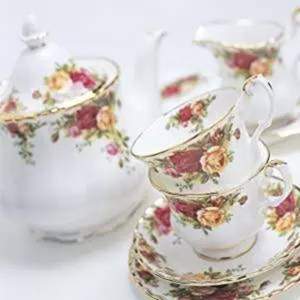 戴安娜王妃最爱系列，Royal Albert 皇家阿尔伯特 老镇玫瑰系列 骨瓷咖啡杯150mL