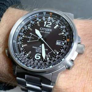 Citizen 西铁城 Promaster Pilot系列 CB0230-81E 三眼计时超级钛光动能五局电波男表