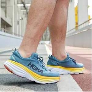 HOKA ONE ONE Bondi 8 邦代8 2022年新款男士緩震公路跑步鞋1123202