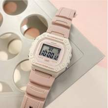 CASIO 卡西歐 Illuminator系列 復(fù)古小方塊數(shù)字運(yùn)動(dòng)手表 W218HC-4A2V