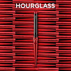 Hourglass 全球限定限量烟管口红（#Red 0）