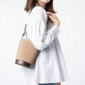 A.P.C. Sac Ambre Seau Small 女士小号水桶包