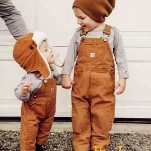 Carhartt 兒童經(jīng)典工裝帆布背帶長(zhǎng)褲 CM8609