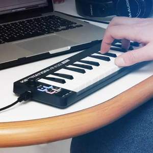 M-Audio Keystation Mini 32 MK3 超便携迷你MIDI键盘控制器