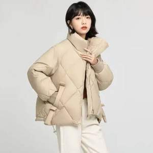 Snow Flying 雪中飛 女士立領(lǐng)菱格短款羽絨服