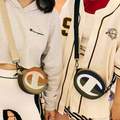 Champion 冠軍牌 撞色刺繡圓餅斜挎包U2CACPU61  